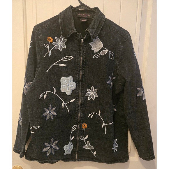 isabel hayley Jackets & Blazers - Isabel Hayley Timeless Trends Black Floral Embroidered Zip Denim Jacket 16W
